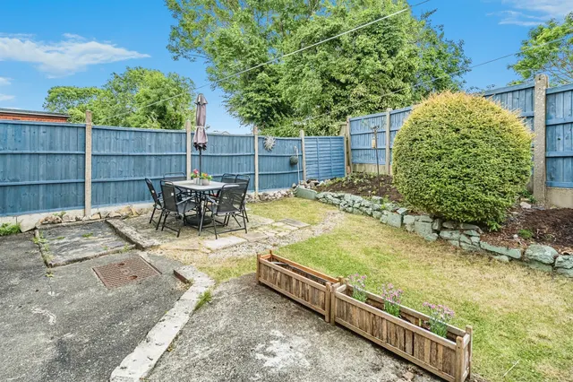 Photo 2 — Lyttleton Close, DUDLEY