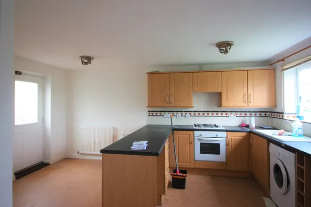 Oakroyd Crescent, Grimethorpe, photo 2