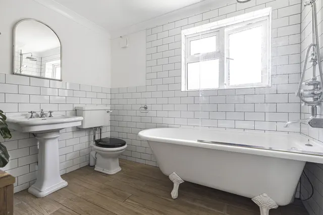Photo 2 — Shortlands, BR1 4AA