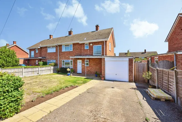 Coneygear Road, Hartford, PE29, photo 2
