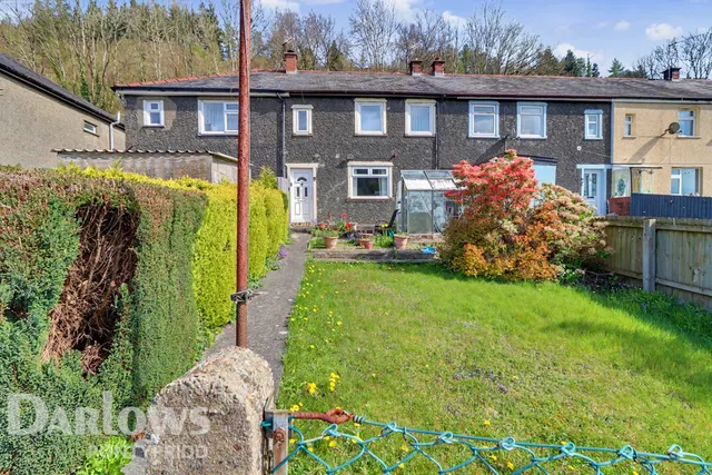 Park View, Mountain Ash, photo 1