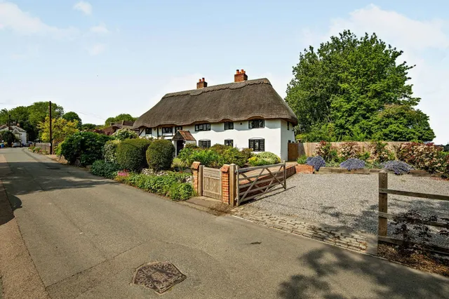 Photo 2 — Wises Lane, Borden, Sittingbourne, Kent, ME9 8LP