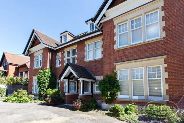 St Anthonys Road, Meyrick Park, photo 2