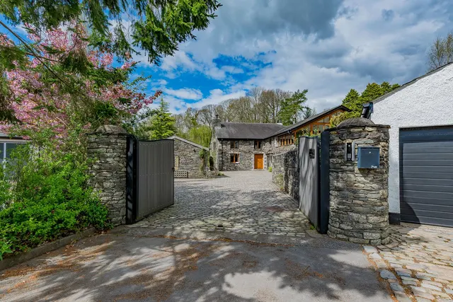 Lakeland Cottage, Spark Bridge, LA12, photo 1