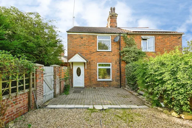 Lynn Road, Setchey, PE33, photo 1