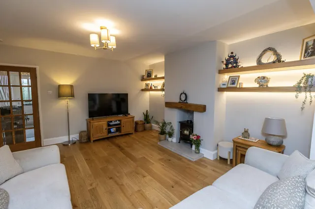 Bryn Gryffydd, Wrexham, LL12, photo 3