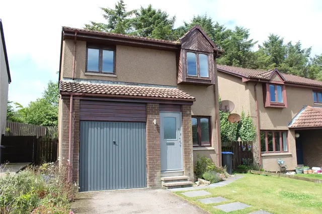 Menie Crescent, Balmedie, AB23, photo 1