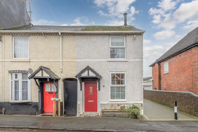 Hall Street, Oldswinford, Stourbridge, DY8 2JE, photo 1