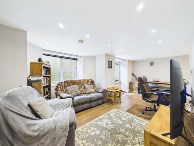 Flat 1, 29, Plough House, Bedminster Down Road, Bedminster, Bristol, BS13 7AB, photo 1