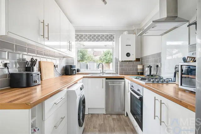 Howard Road, Dartford, DA1, photo 3