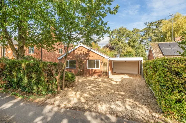 The Green, Broadwell, CV23, photo 1
