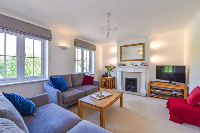 Wentworth Grange, St Cross, SO22, photo 2