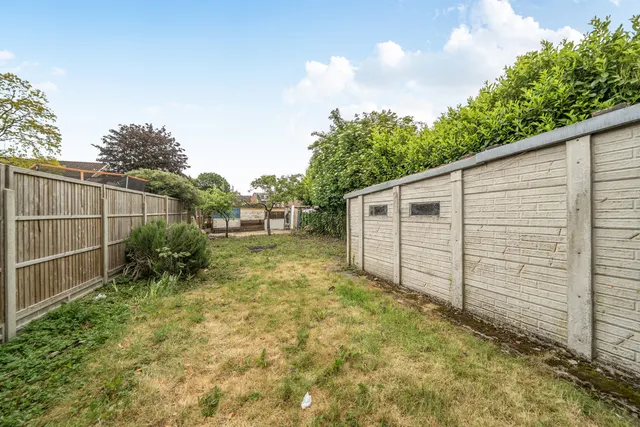 Glebe Road, Stanmore, HA7, photo 2