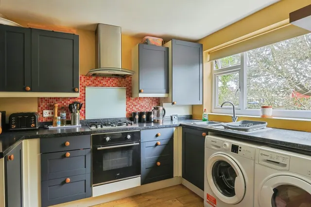 Blandford Road, Hamworthy, BH15, photo 3