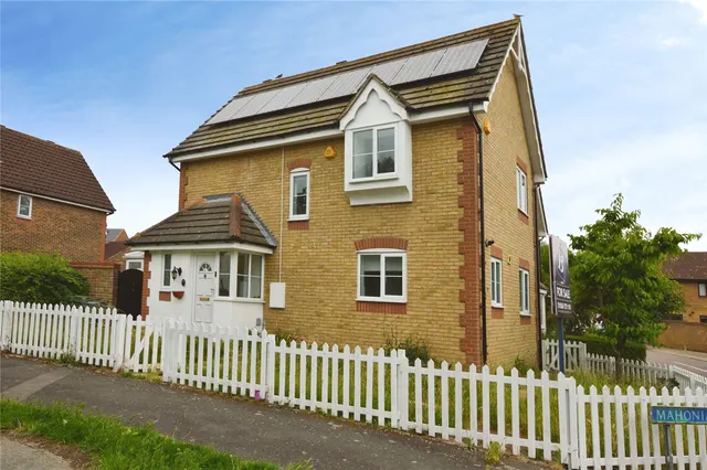 Nightingales, Langdon Hills, Basildon, Essex, SS16, photo 1