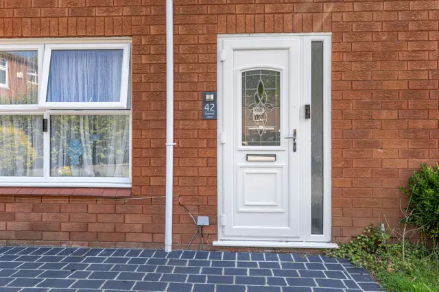 Photo 3 — Oxmead Close, Padgate, Warrington, Warrington, WA2 0QA