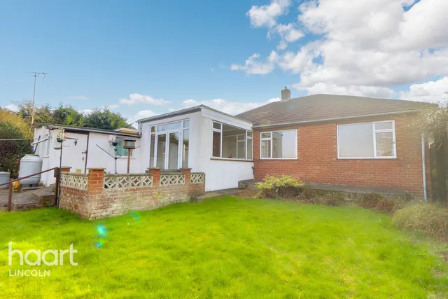 Park Crescent, Washingborough, LN4, photo 1