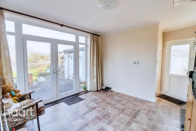 Park Crescent, Washingborough, LN4, photo 3