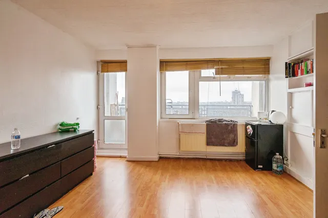 Weymouth Terrace, London, E2, photo 2