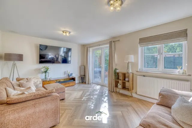 Golden Cross Lane, Catshill, B61, photo 2