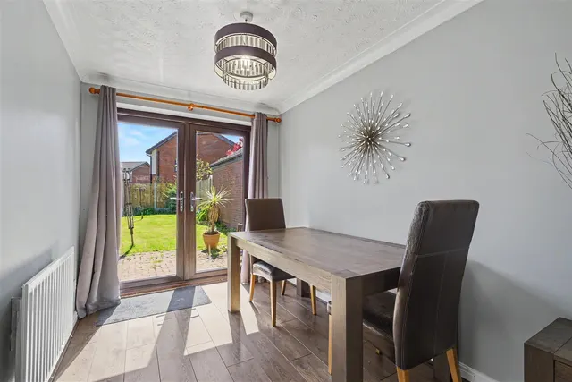 Elgar Drive, Long Eaton, NG10, photo 3