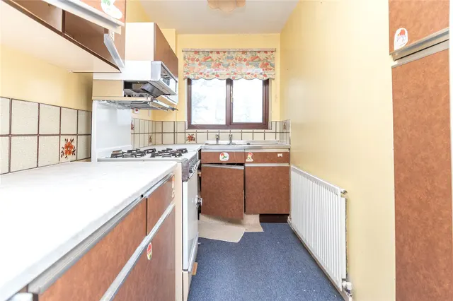 Photo 2 — Hawkesbury Close, Redditch, Worcestershire, B98 9JR