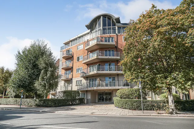 Ickenham Road, Ruislip Fees Apply, HA4, photo 1