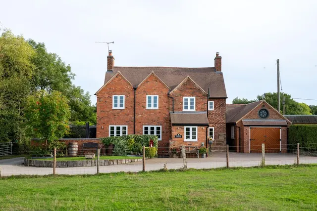 Frogmore Lane, Fen End, CV8, photo 1