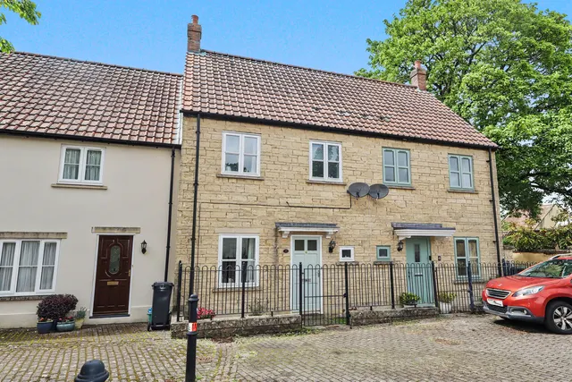 Ash Grove, Shepton Mallet, photo 1