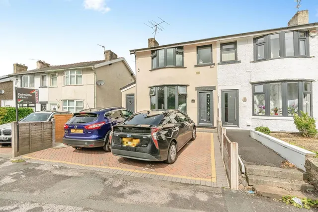 Halifax Road, Brierfield, BB9, photo 3