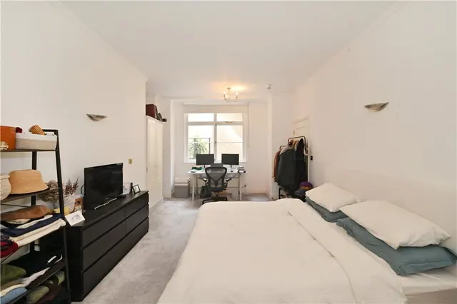 Mansfield Street, Marylebone, W1G, photo 3
