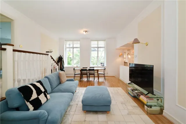 Mansfield Street, Marylebone, W1G, photo 1