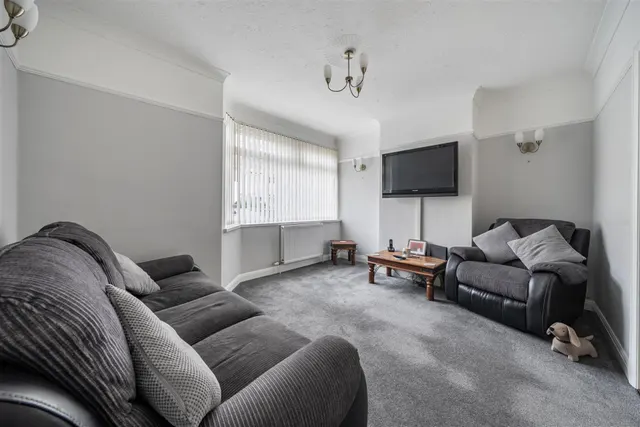 Birchdale Road, Hengrove, BS14, photo 2