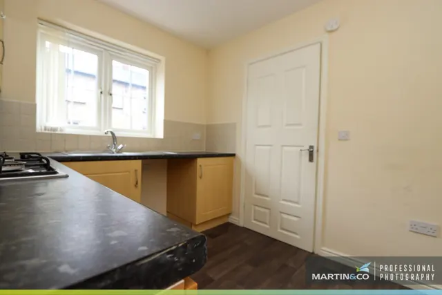 Phillip Street, Newport, NP19, photo 3