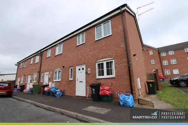Phillip Street, Newport, NP19, photo 2