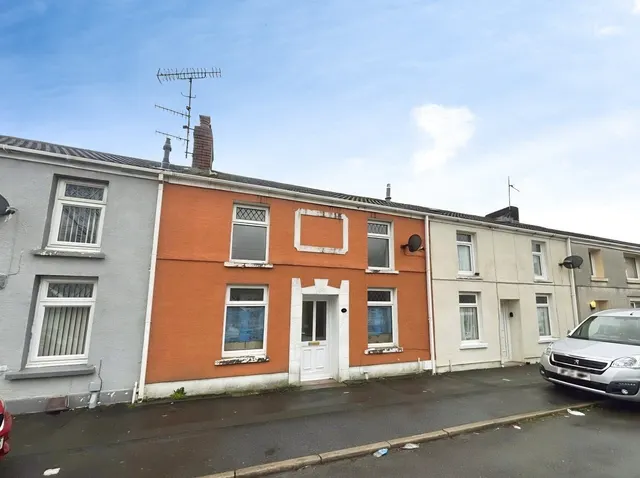Glan Yr Afon Llanelli, SA15, photo 1