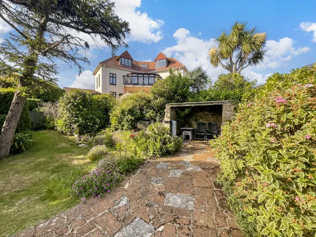 Shanklin, PO37, photo 1