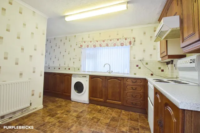 Belvedere Close, Swansea, SA3, photo 3