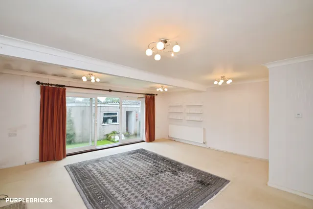 Belvedere Close, Swansea, SA3, photo 2