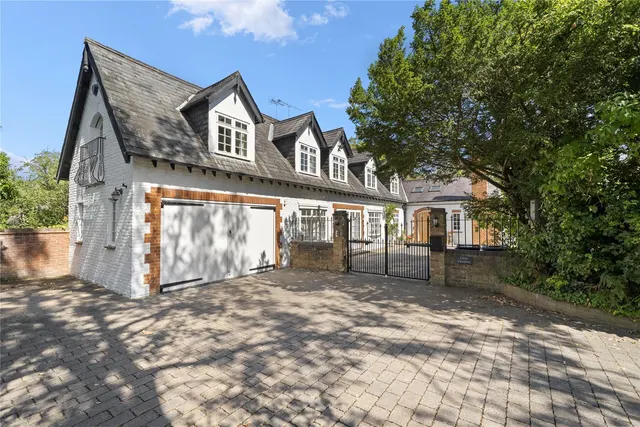 Fairmile Park Road, Cobham, Surrey, KT11, photo 1