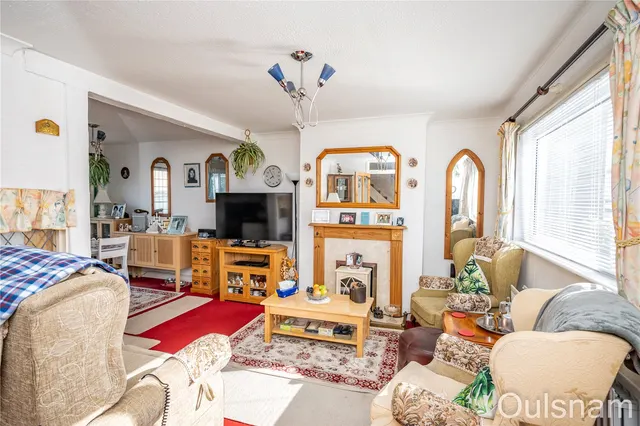 Photo 2 — Aintree Close, Catshill, Bromsgrove, Worcestershire, B61 0LN