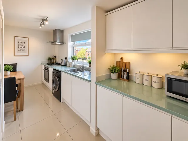 Charnwood Grove, Mansfield, NG19, photo 2