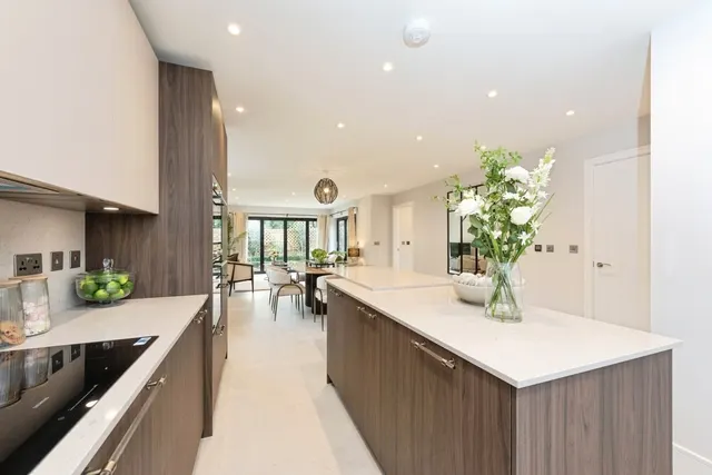 Fairlawn Road, Banstead, SM7, photo 1