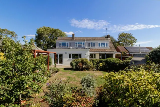Meadow Road, Peakirk, PE6, photo 1