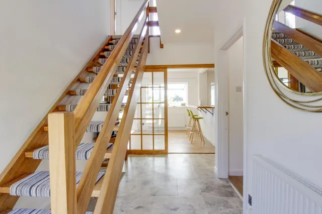 Meadow Road, Peakirk, PE6, photo 3