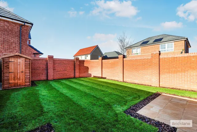 Quince Close, Peterborough, PE7, photo 3