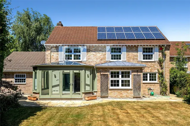 Kingsfield, Lymington, SO41, photo 1