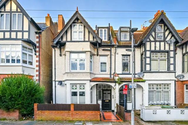 Ground Floor Flat, 52 Guilford Avenue, Surbiton, photo 1