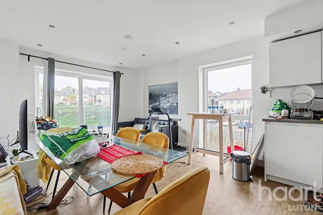 Kimpton Road, Luton, LU2, photo 2