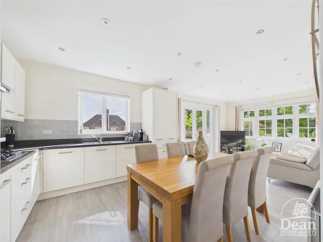Croome Close, Lydney, GL15, photo 3